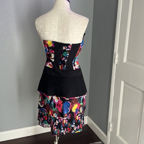 Karen Mullen Bustier Floral Print Tiered Dress - Picture 5 of 9